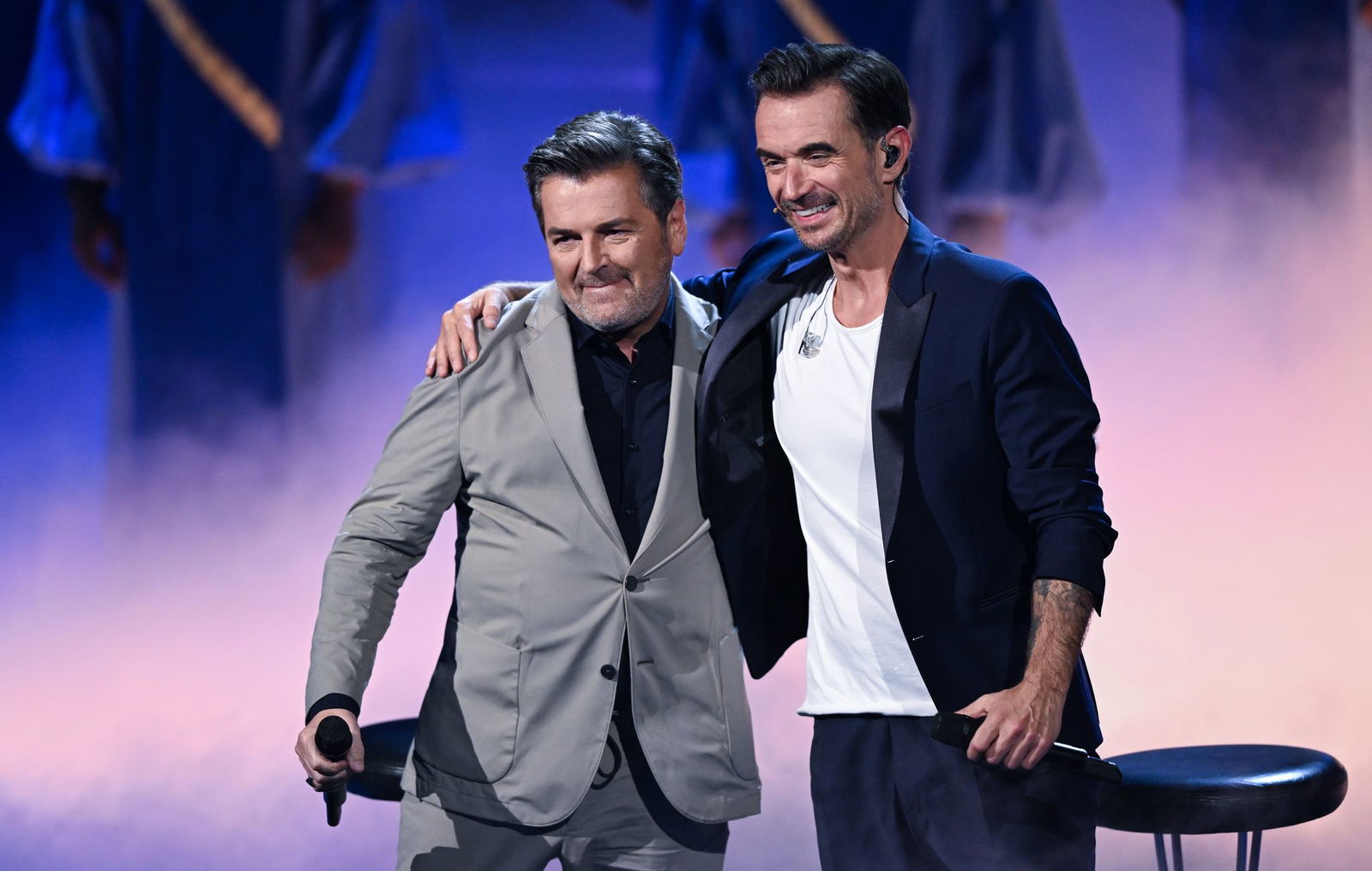 Thomas Anders (l) und Florian Silbereisen stehen auch mit ihrem zweiten Album wieder an der Spitze der deutschen Charts. (Archivbild)