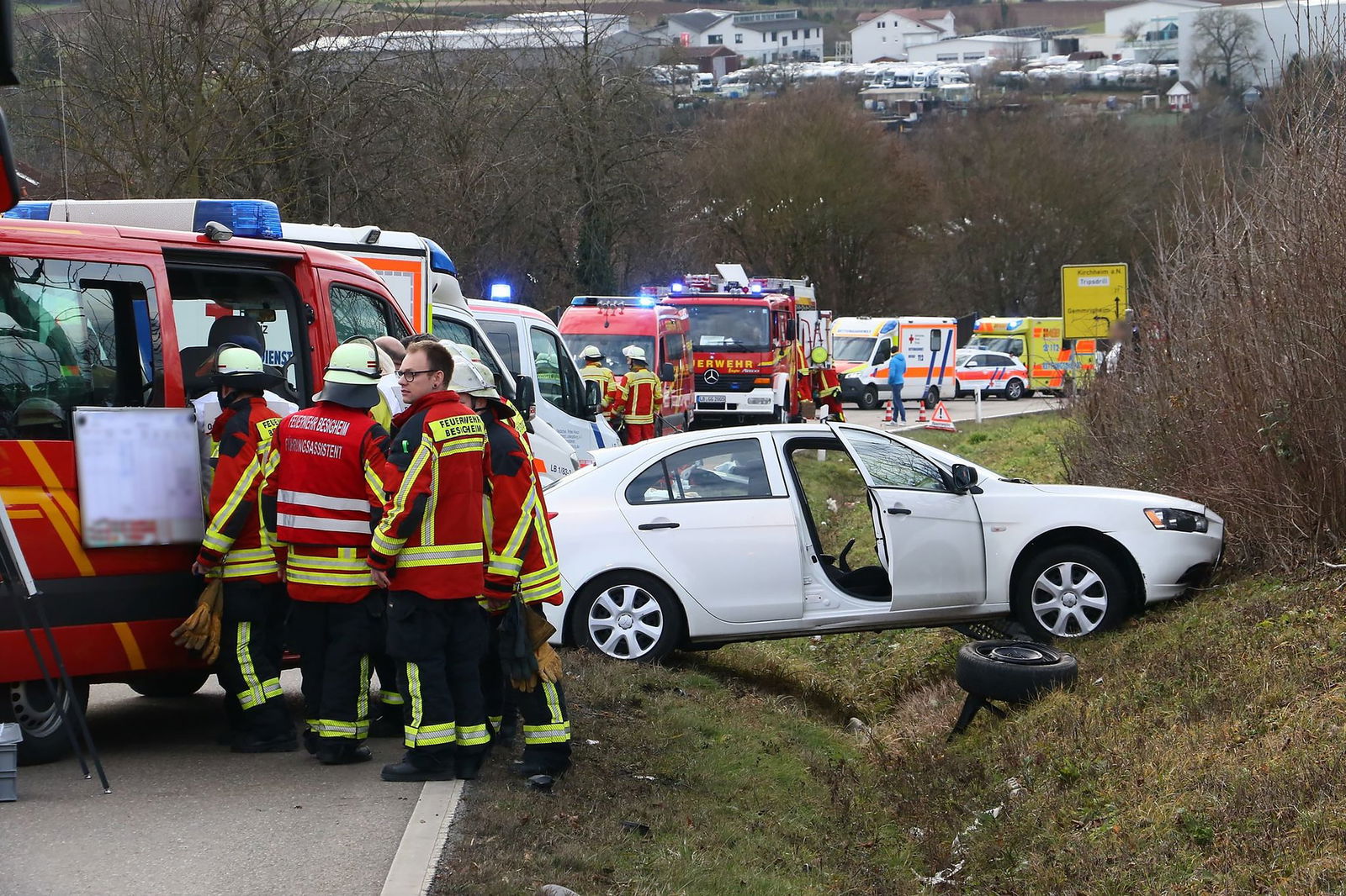 Mehrere Menschen wurden bei dem schweren Unfall verletzt, darunter ein Kleinkind. 