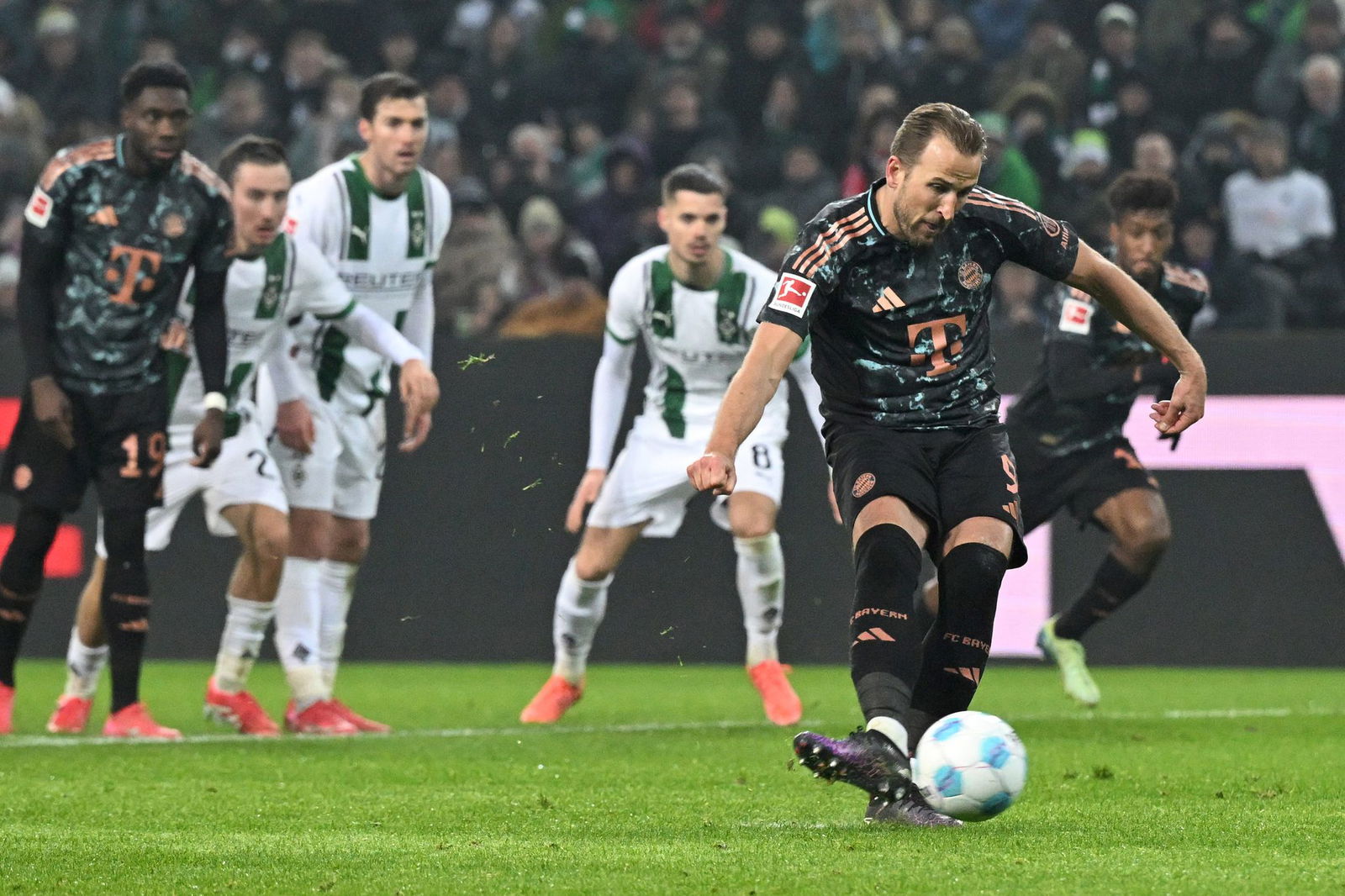 Harry Kane trifft vom Punkt.