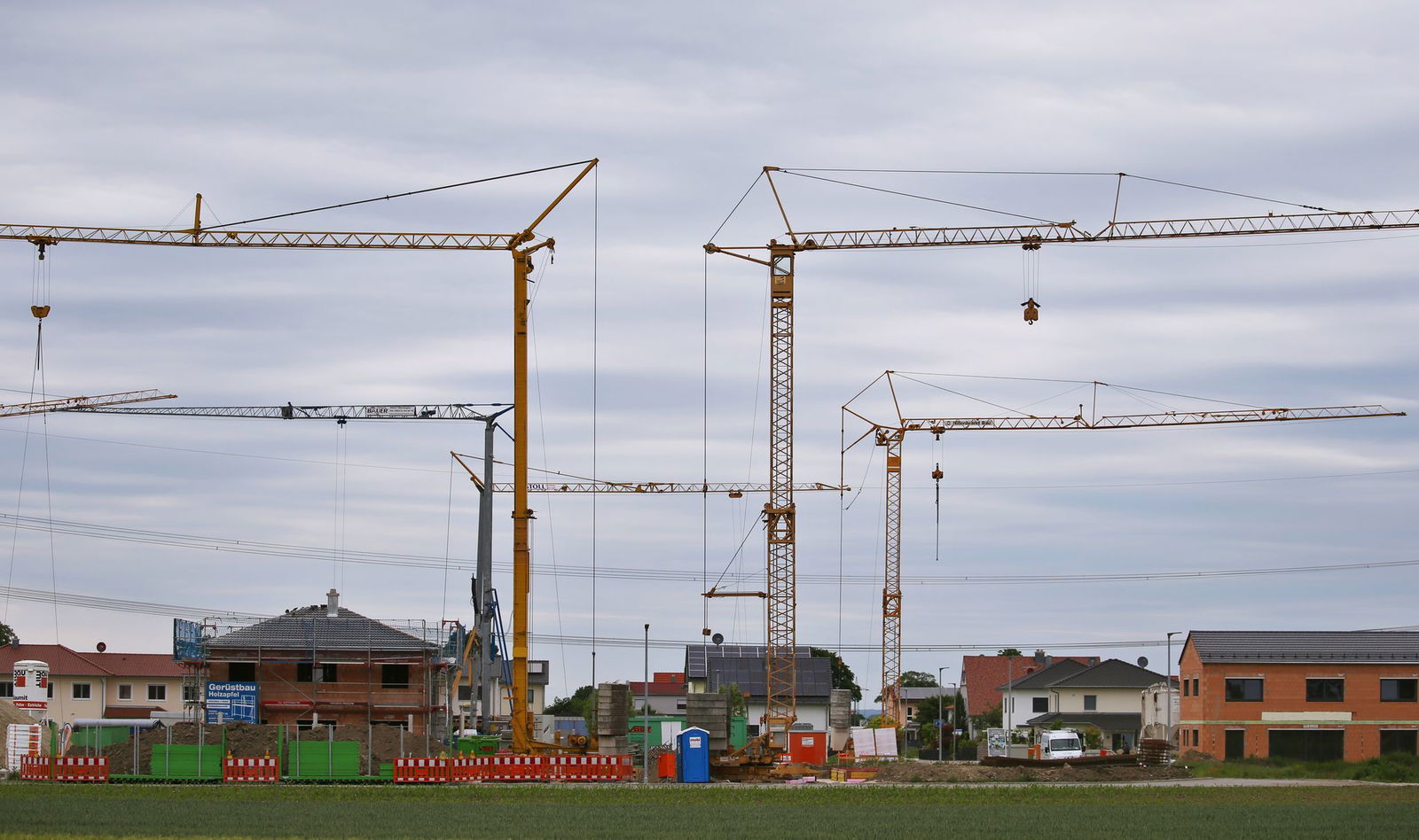 Langfristig müsse Deutschland mehrheitlich vom Mieter- zum Eigentümerland werden, fordern Experten. (Archivbild)