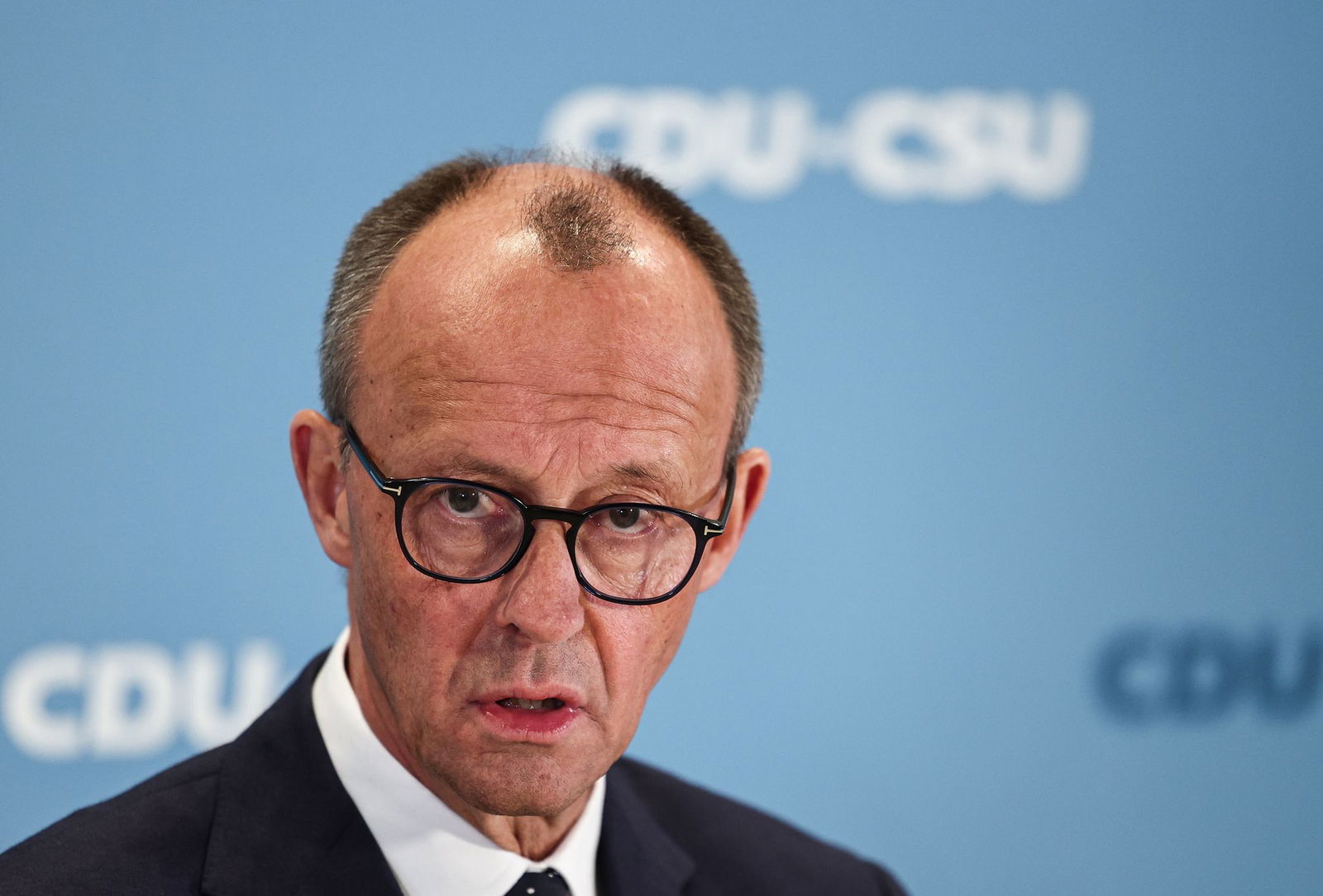 Unions-Kanzlerkandidat Friedrich Merz fordert weitreichende Asyl-Verschärfungen.
