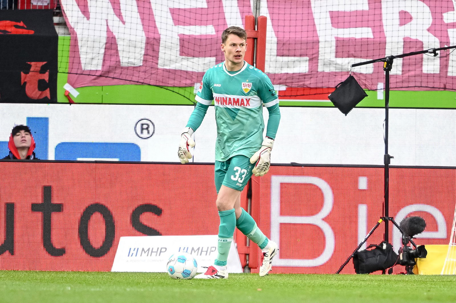 Fraglich für das Spiel gegen Paris: Alexander Nübel.