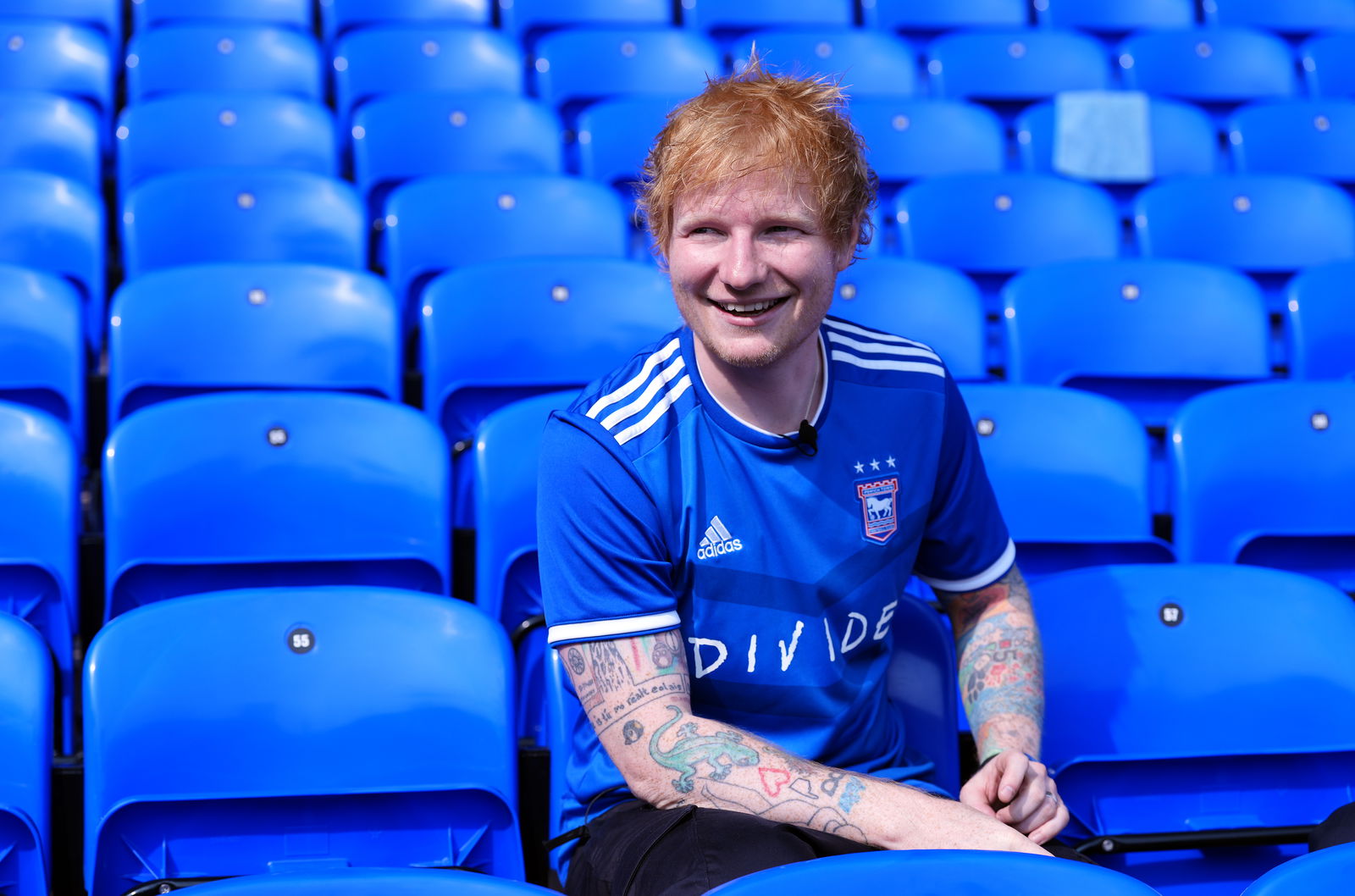 Seit August 2024 hält der Superstar sogar auch eine Minderheitsbeteiligung an seinem Club Ipswich Town