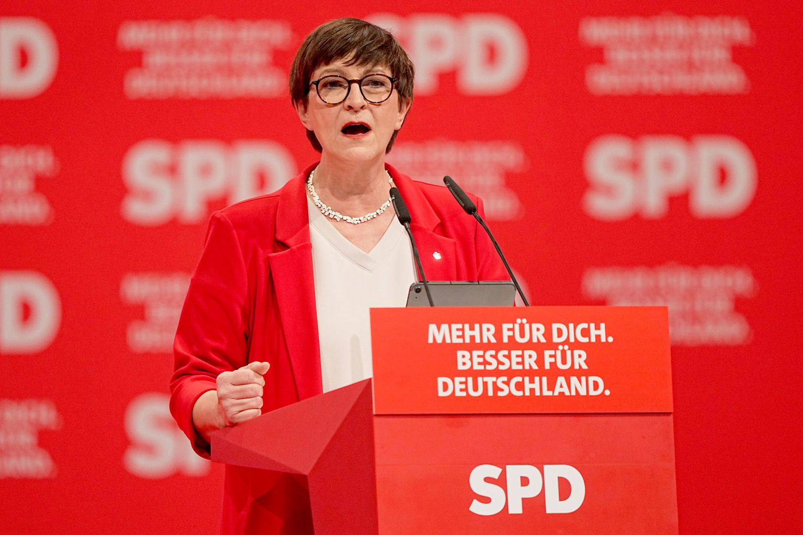 Die SPD-Chefin sieht Merz in einer Sackgasse. (Archivbild)