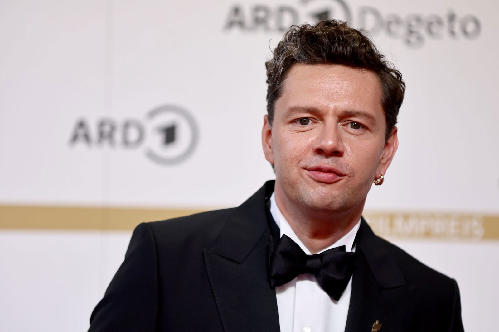 Schauspieler Christian Friedel spielt in der dritten Staffel von «The White Lotus» mit. (Archivbild)