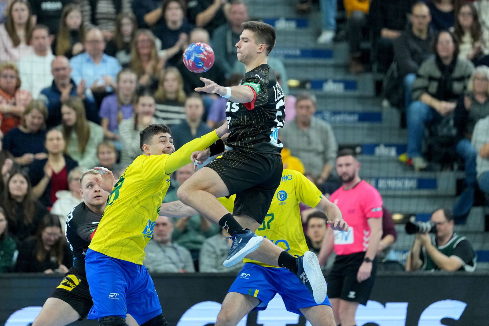 Renars Uscins belebte das deutsche Spiel. 