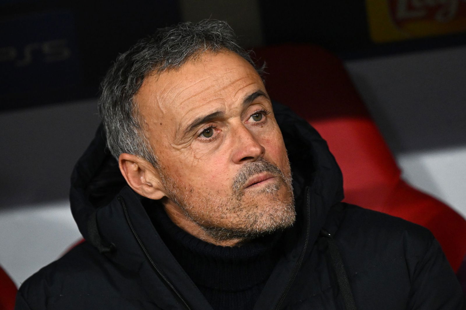 Trainer Luis Enrique trifft mit PSG auf den VfB Stuttgart.