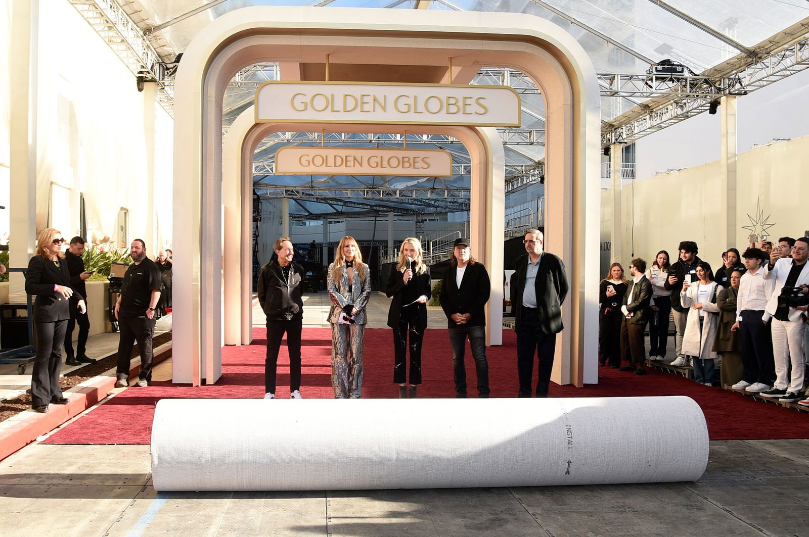 Der rote Teppich für die Golden-Globe-Gala ist ausgerollt.