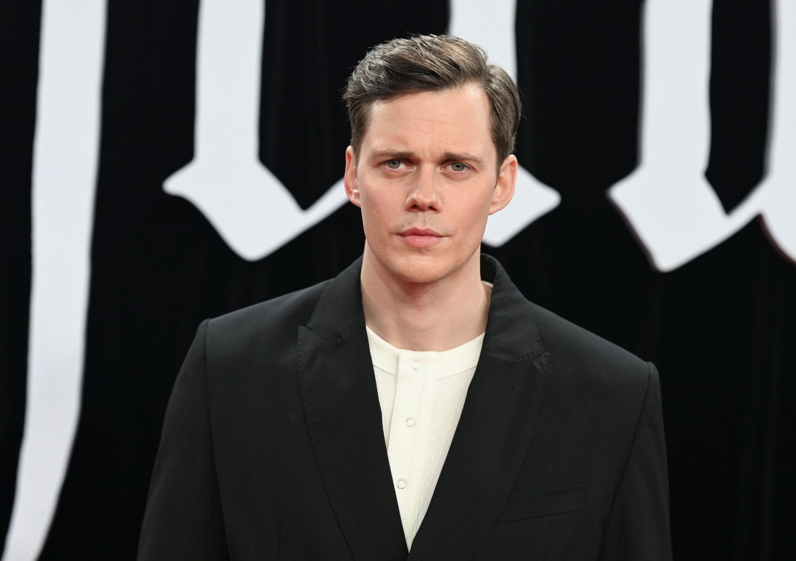 Schauspieler Bill Skarsgård bei der Premiere des Films «Nosferatu - Der Untote» im Dezember in Berlin. (Archivbild)