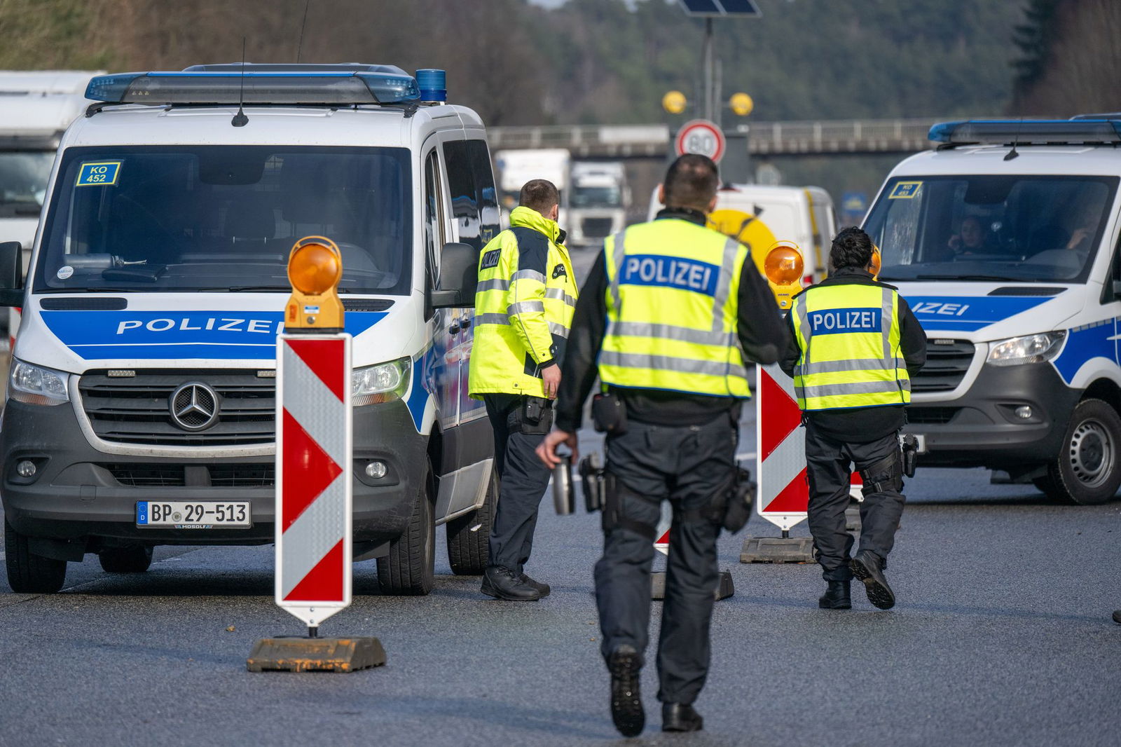 Unterstützung kommt von der mobilen Kontroll- und Überwachungseinheit der Bundespolizei Koblenz. (Archivbild)