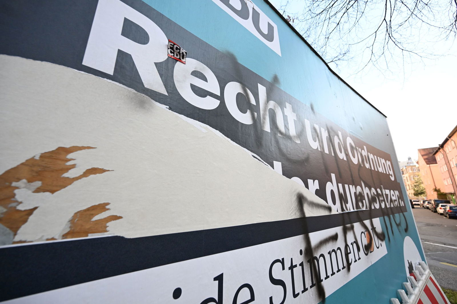 AfD und CDU beklagen eine Zunahme an Attacken auf Wahlplakate (Archivbild)