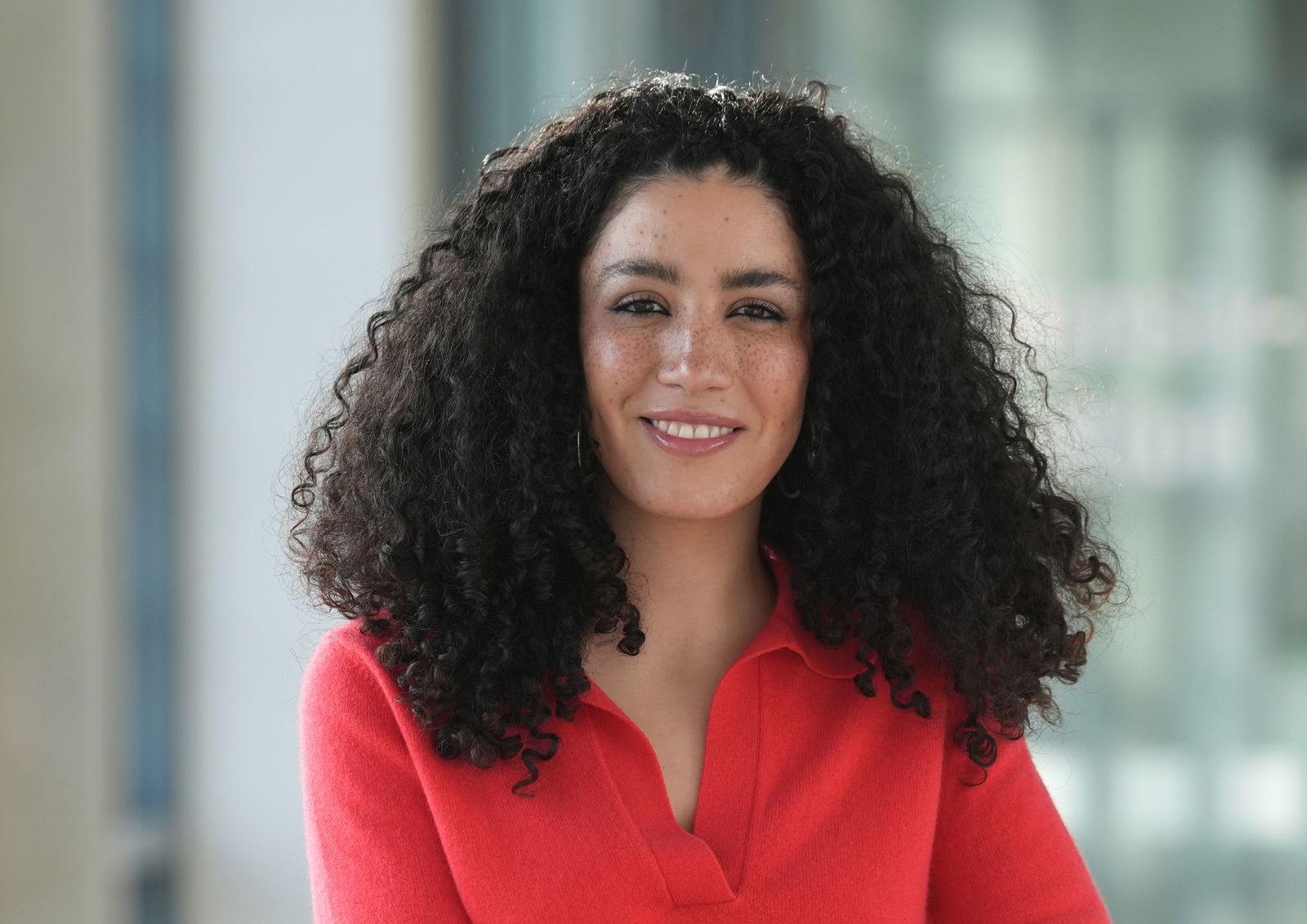  Kadiri ist Nachfolgerin von Andreas Cichowicz. 