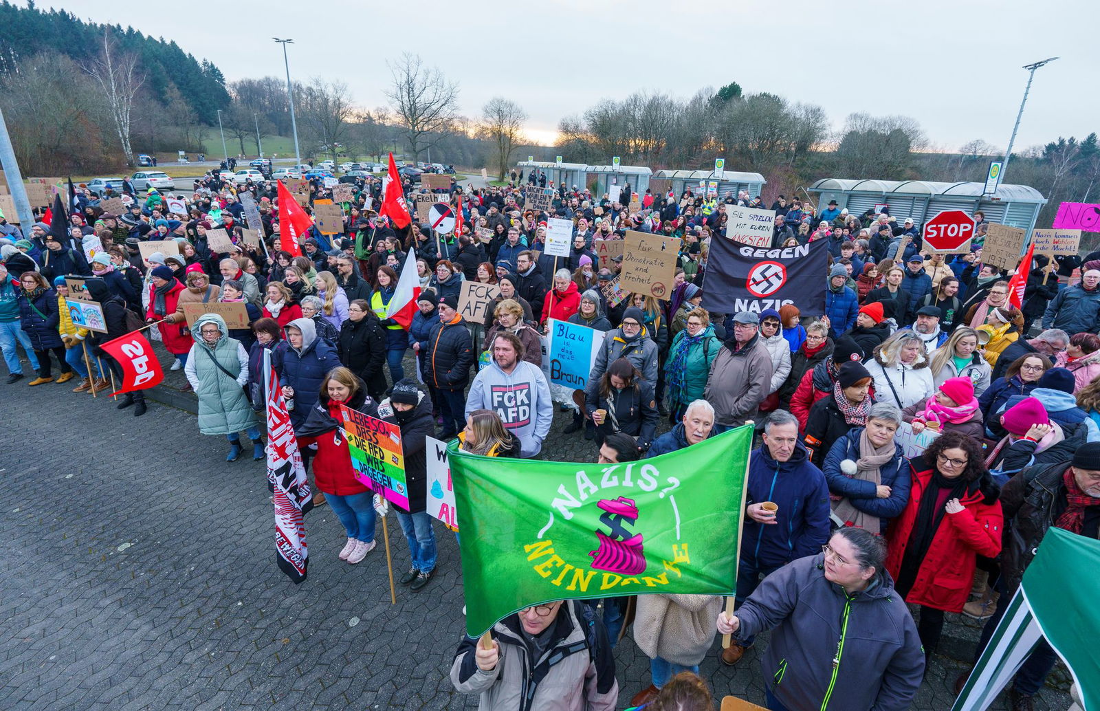 Die Demonstranten wollten ein Zeichen für Demokratie setzen.
