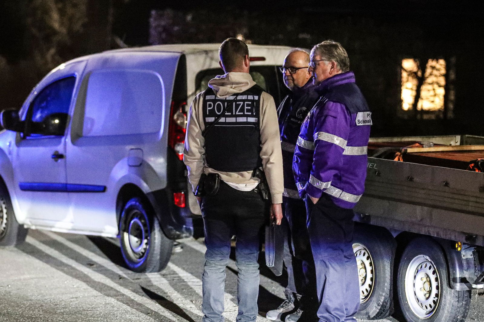 Die Ermittlungen zum Tatmotiv dauern an.