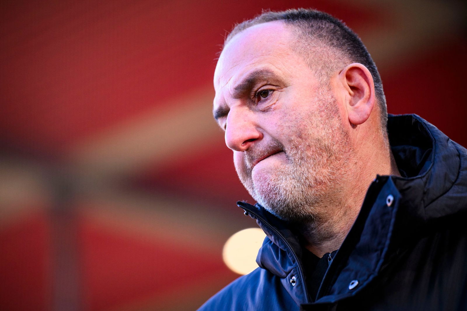 Frank Schmidt trifft mit Heidenheim auswärts auf Freiburg.