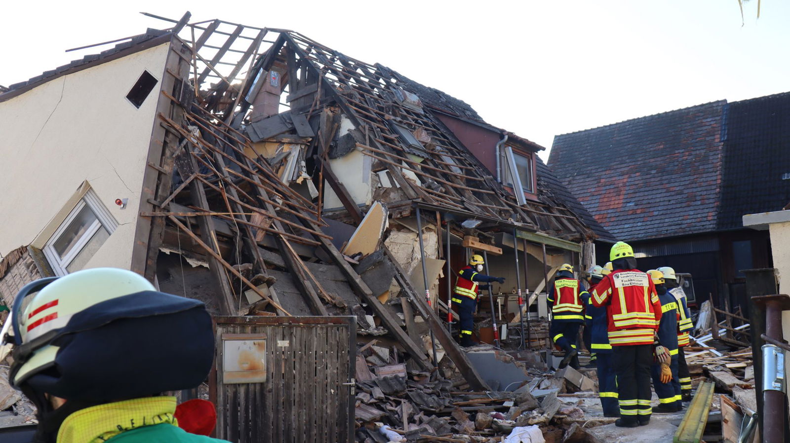 Ein Mann stirbt nach seiner dramatischen Rettung.