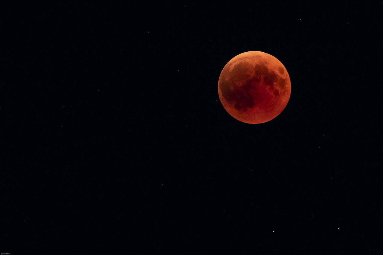 blutmond mond rot