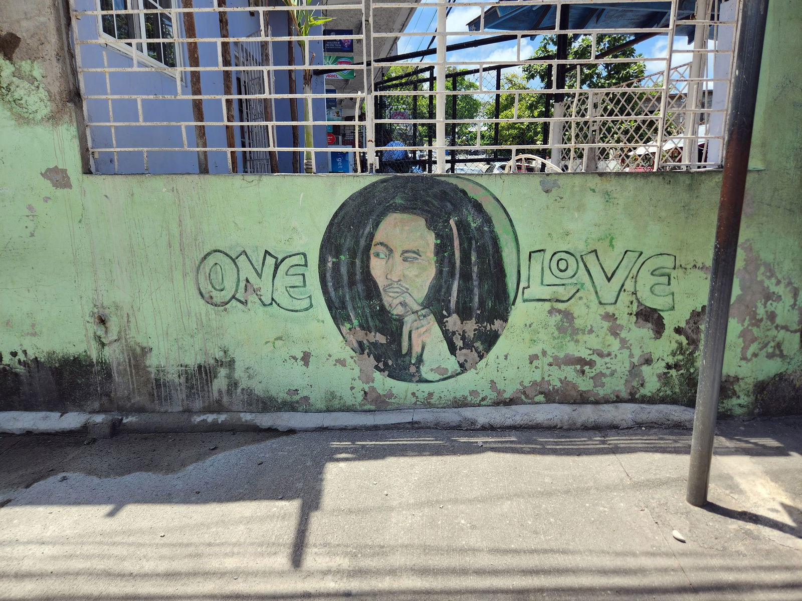 Bob Marley wird in seiner Heimat Jamaika als Nationalheld verehrt. (Archivbild)