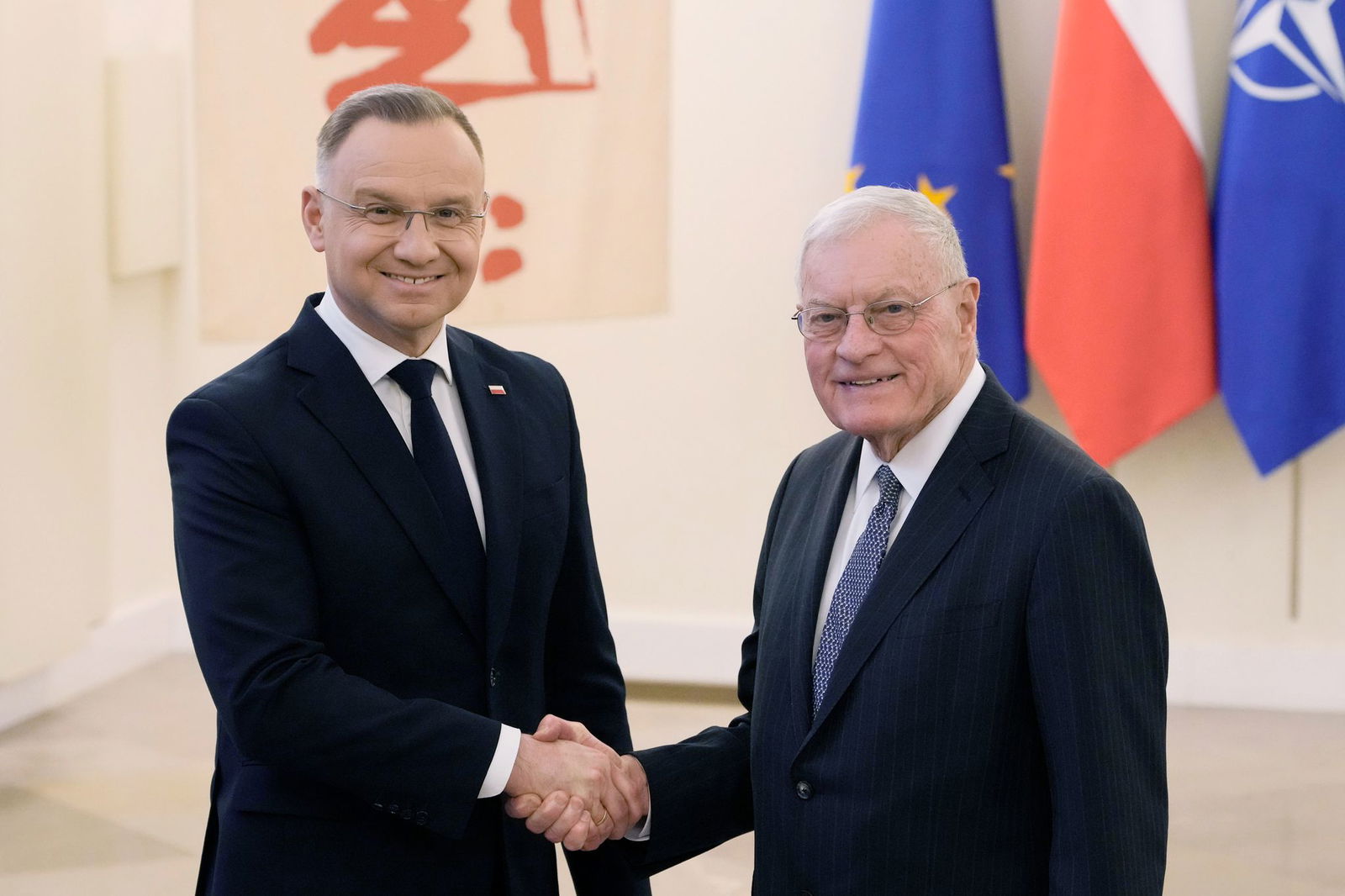 Polens Präsident Andrzej Duda mit dem US-Sondergesandten für die Ukraine Keith Kellogg. 