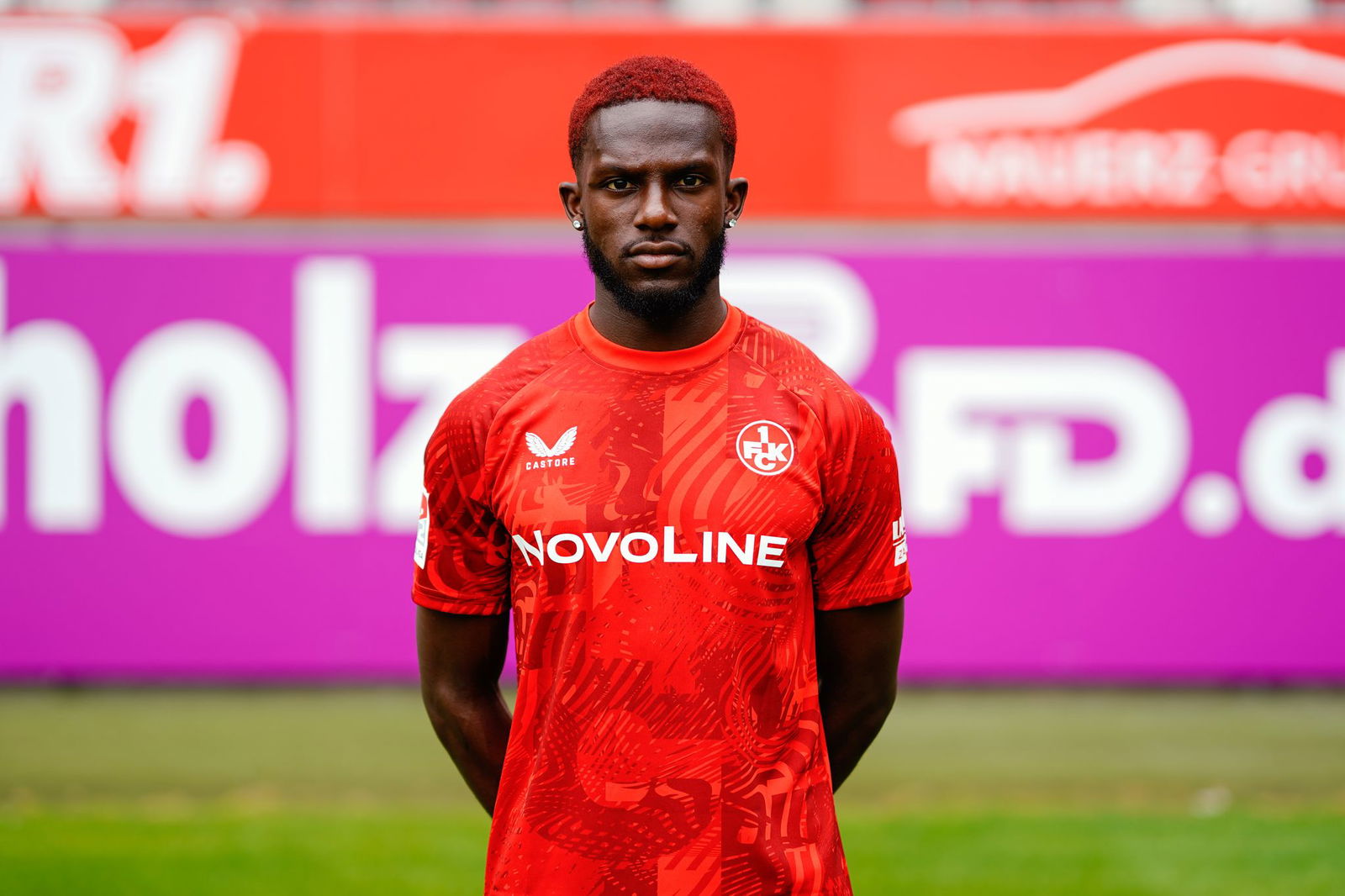 Der 1. FC Kaiserslautern verleiht Richmond Tachie an Eintracht Braunschweig.