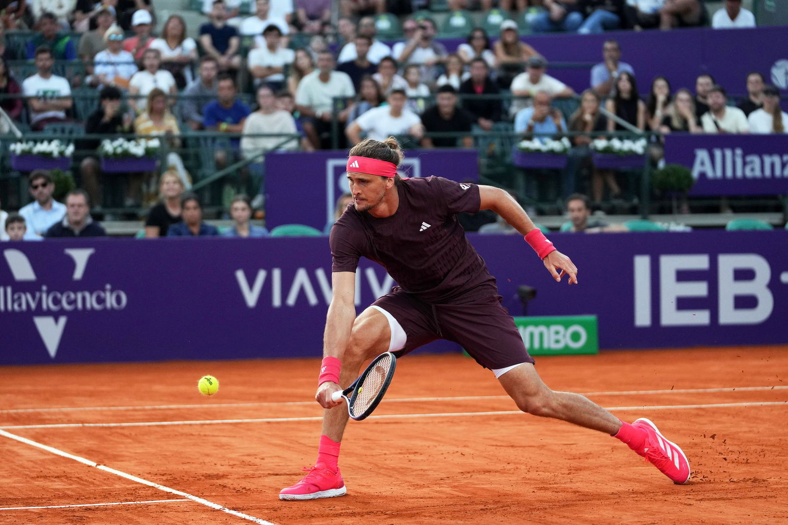 Alexander Zverev steht beim Sandplatzturnier in Buenos Aires im Viertelfinale