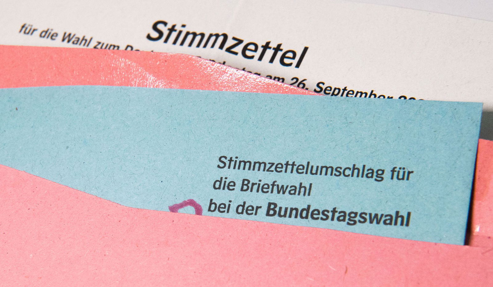 Die Briefwahl-Fristen für die vorgezogene Bundestagswahl sind kurz. (Symbolbild)