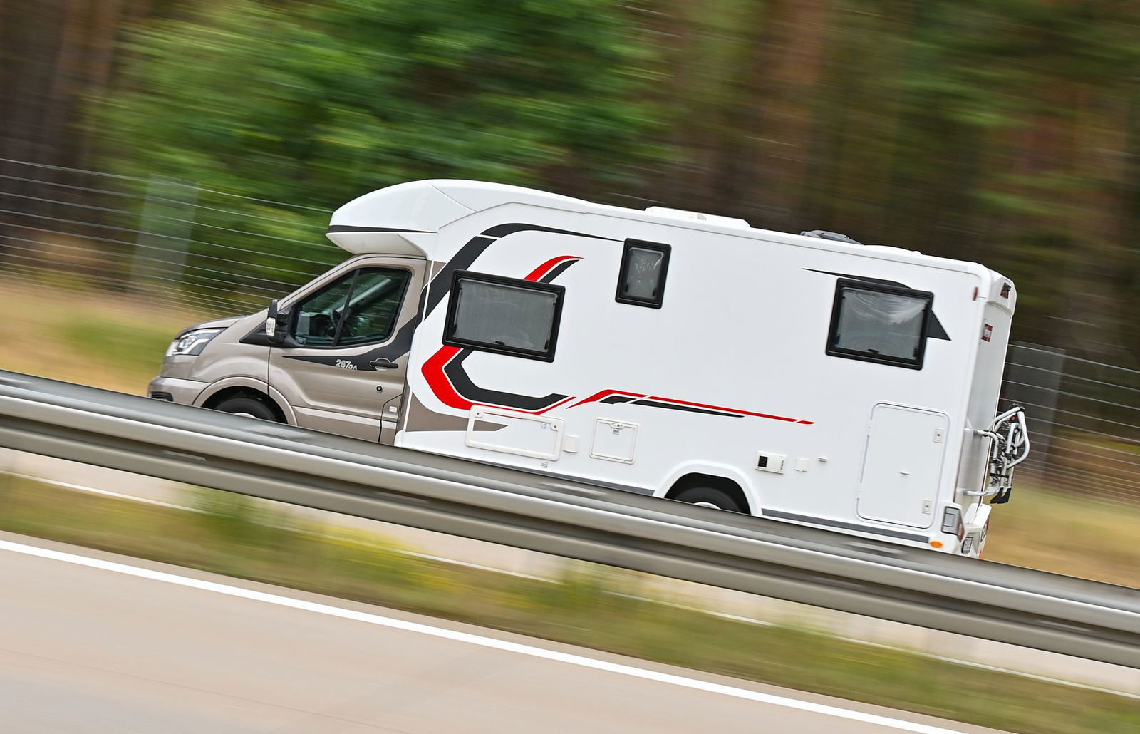 Manche fliehen auf den Campingplatz (Archivbild)