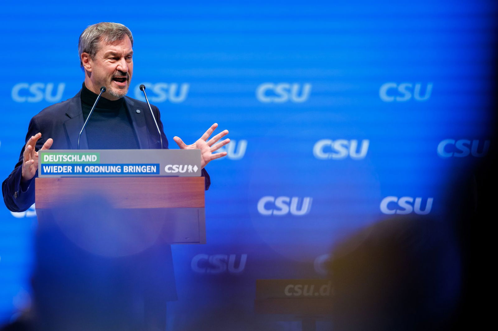 Deutliche Worte in Richtung Kirchen: Markus Söder auf dem CSU-Parteitag.