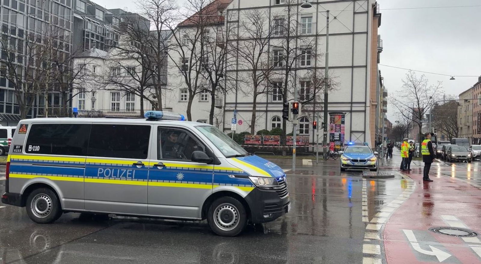 Polizei «mit starken Kräften» vor Ort.