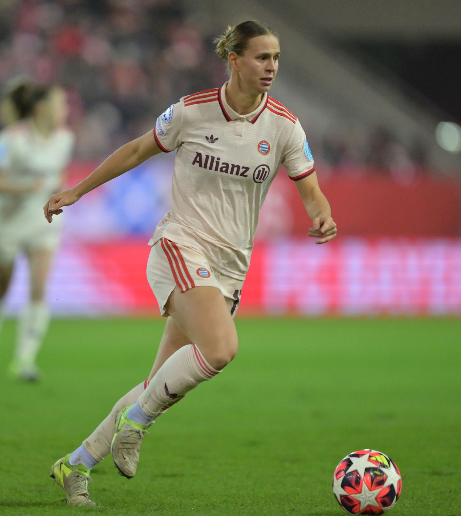 Trifft für den FC Bayern in Hoffenheim: Klara Bühl