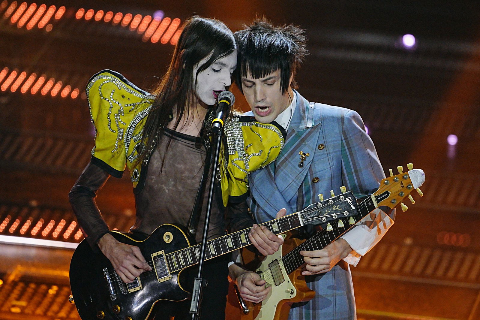 Lucio Corsi (31) verzauberte mit dem Song «Volevo essere un duro» die Fans in den sozialen Medien. (Archivbild)