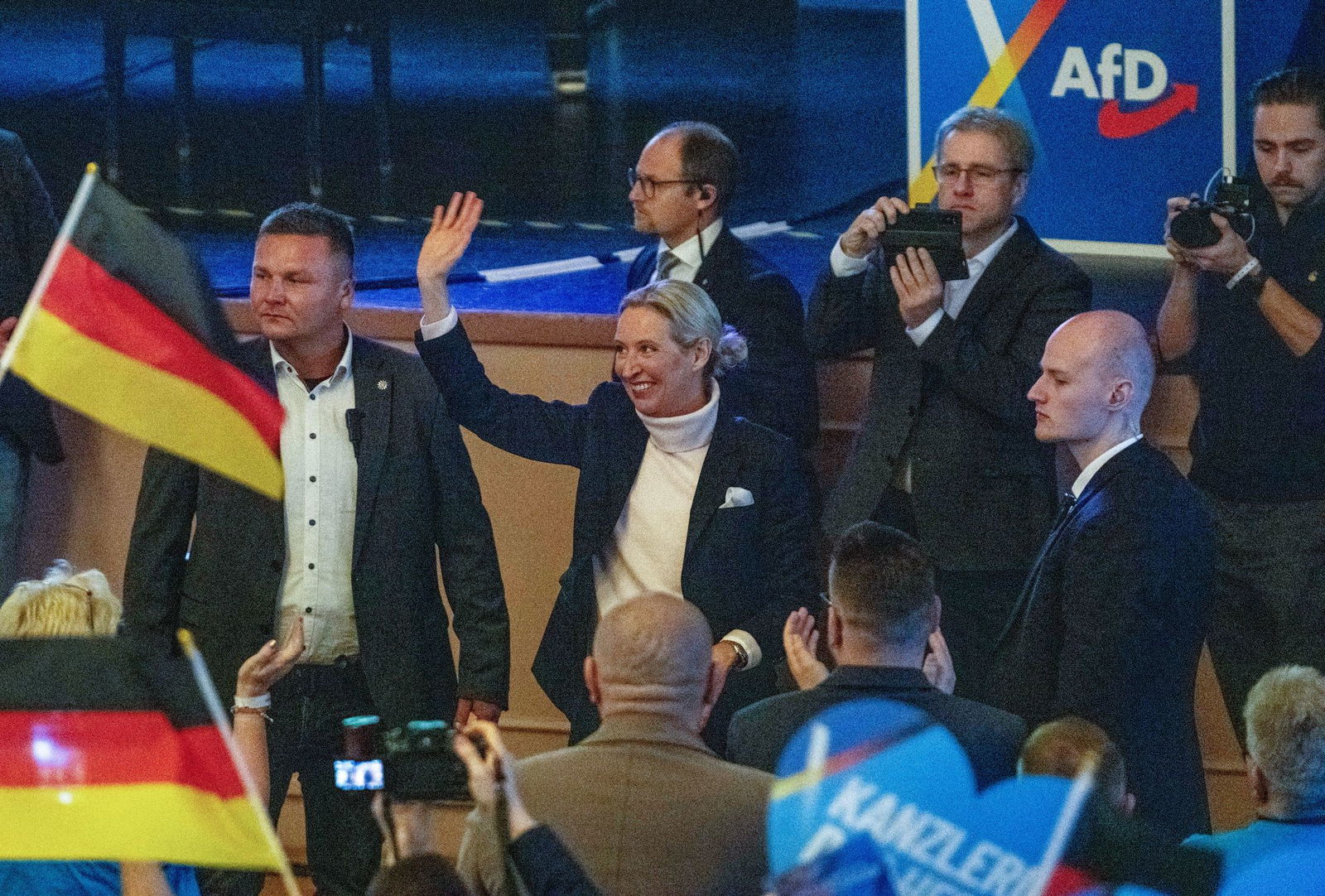 Alice Weidel ist Bundesvorsitzende und Kanzlerkandidatin der AfD. Hier bei einer Wahlkampfveranstaltung im Konzerthaus von Heidenheim.