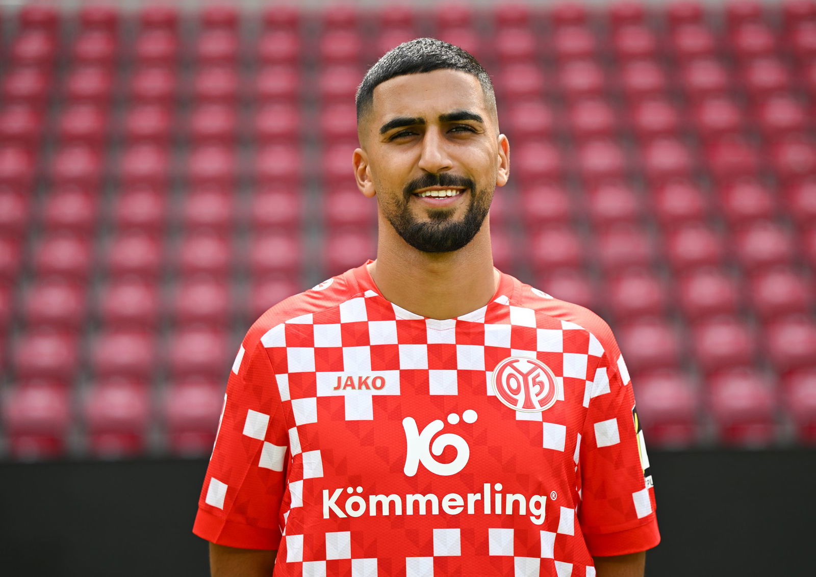 Aymen Barkok wechselt aus Mainz zum FC Schalke 04. 