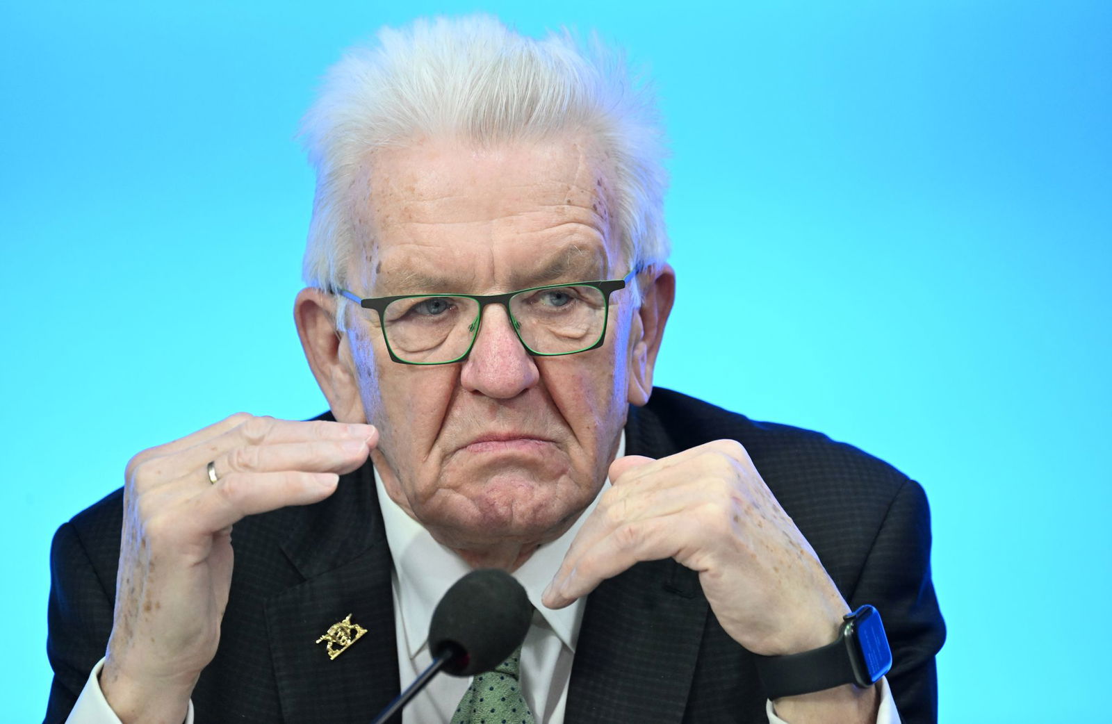 Ministerpräsident Winfried Kretschmann (Grüne) macht sich wegen des Wahlergebnisses bei der Bundestagswahl keine allzu großen Sorgen um die Landtagswahl.