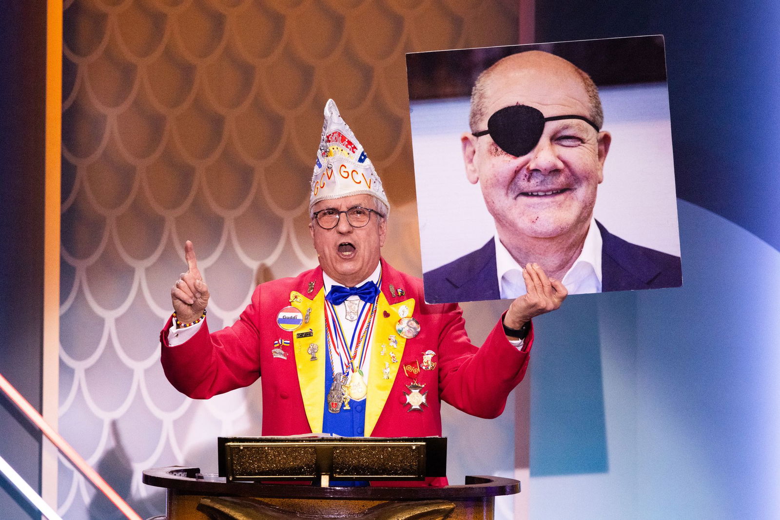 Erhard Grom hat die Traditionsrolle des Protokollers an seine Tochter Christina übergeben. (Archivbild)