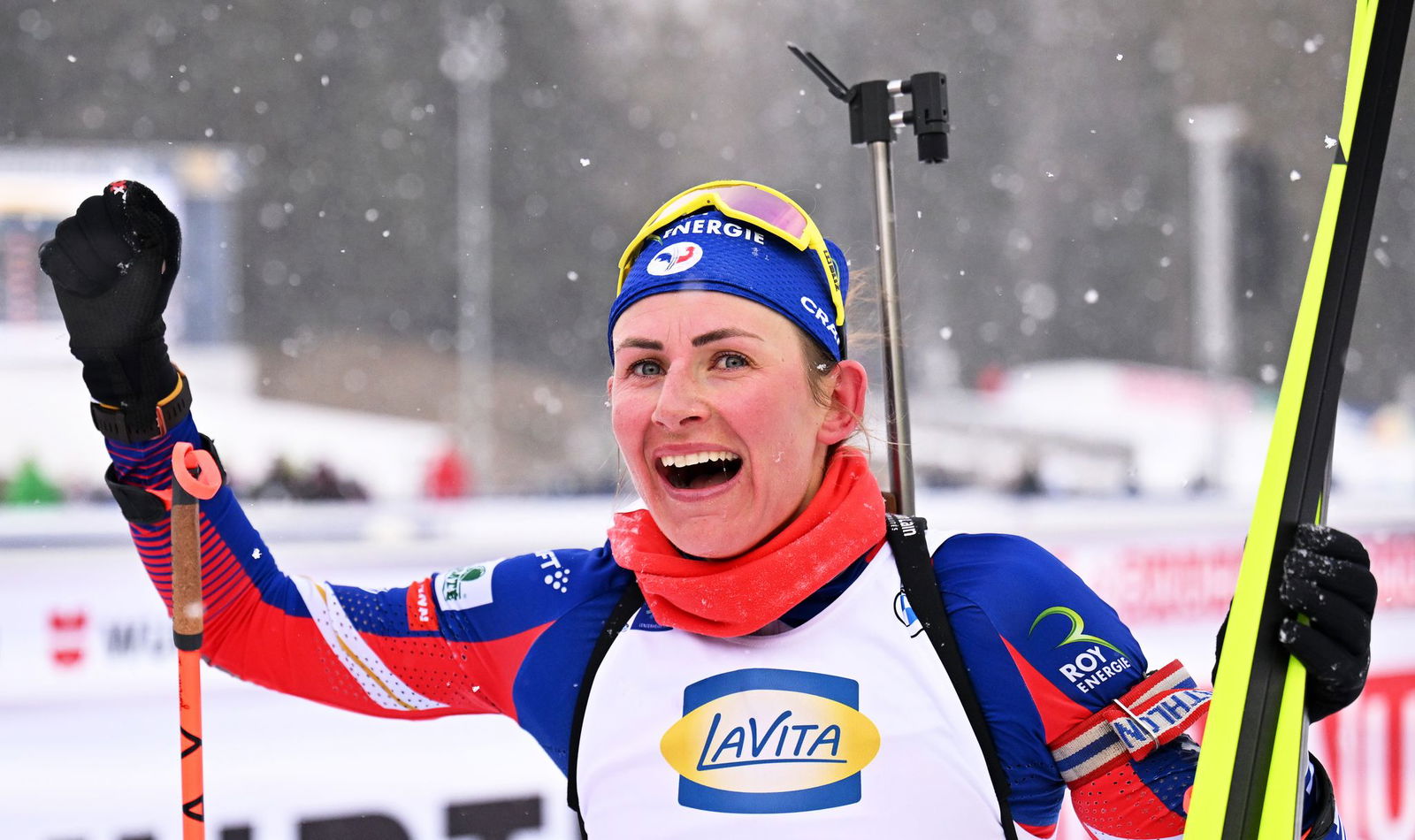  Justine Braisaz-Bouchet jubelt über Gold.