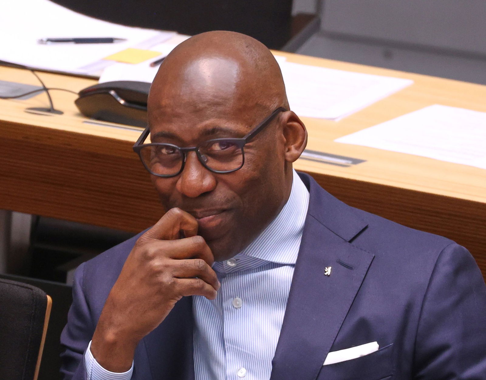 Chialo empfand Scholz Äußerung als verletzend, hält ihn aber nicht für einen Rassisten. 