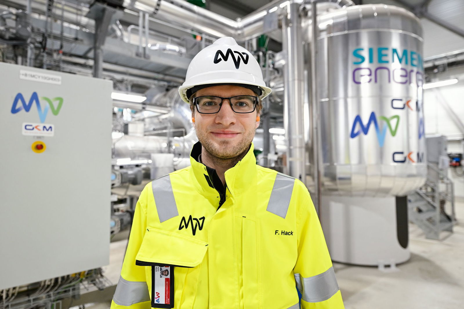 Felix Hack ist Projektleiter für die Flusswärmepumpe in Mannheim. 