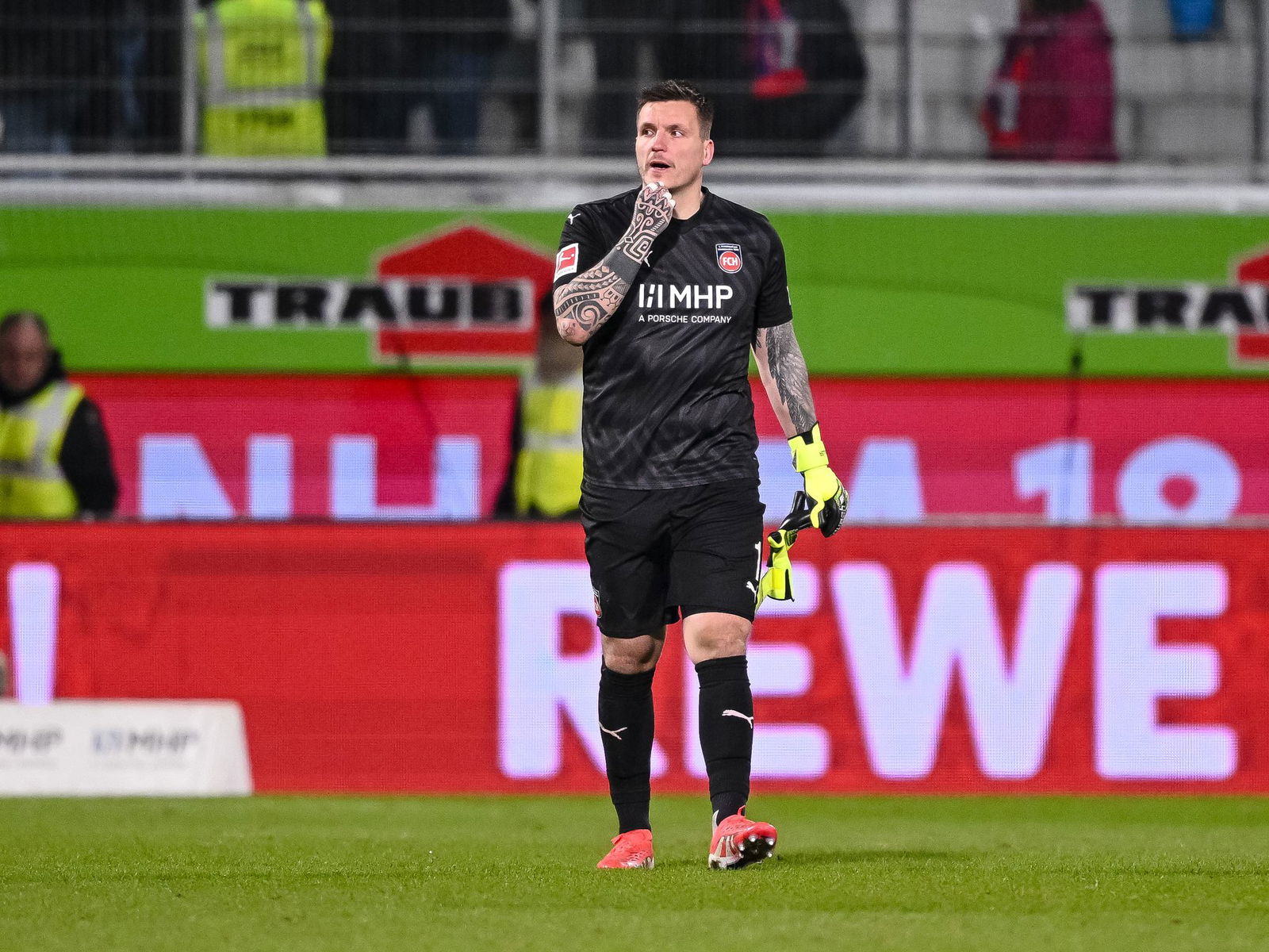 Torhüter Kevin Müller ist genervt von der Heidenheimer Negativserie.