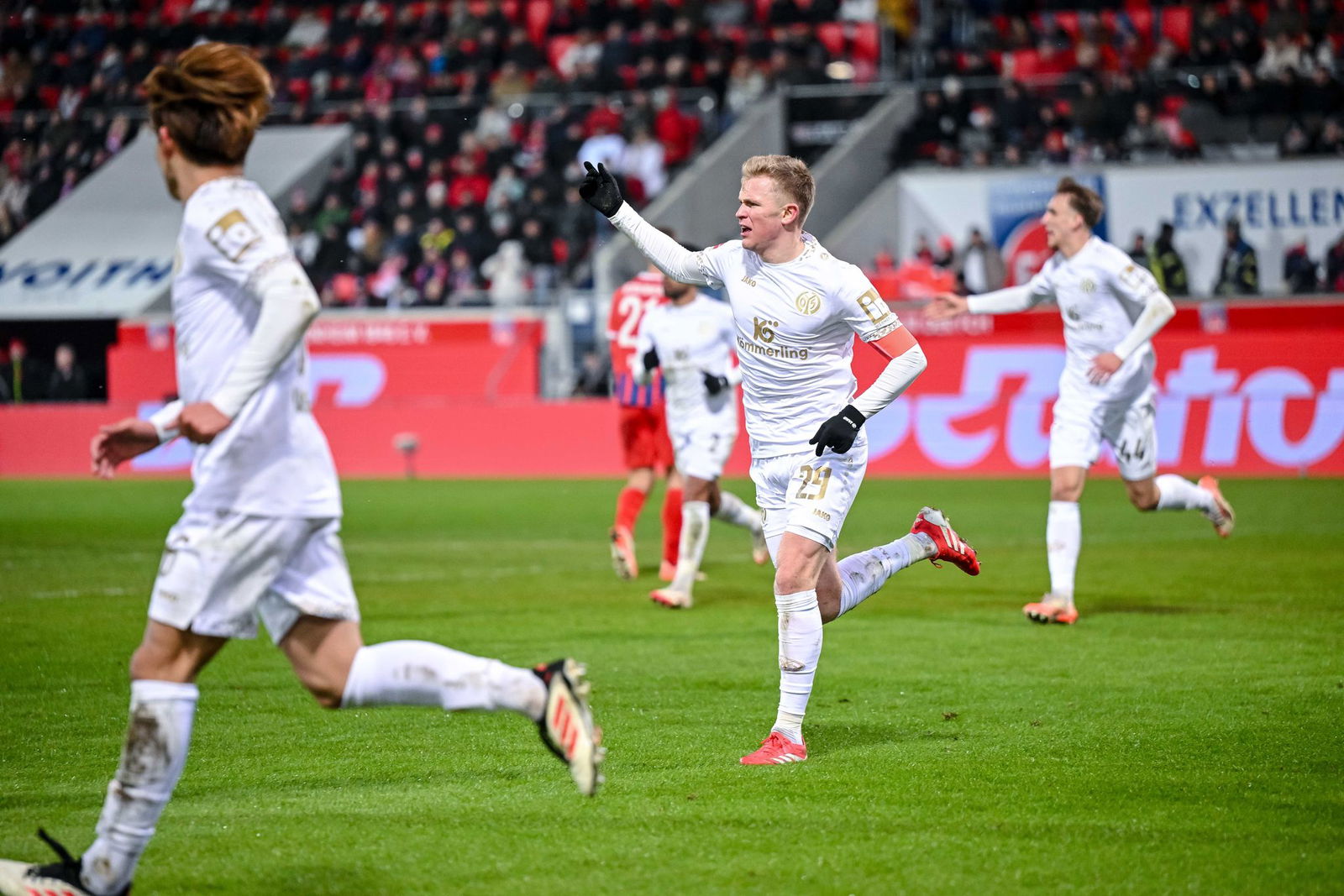 Burkardt traf gleich bei seinem ersten Startelfeinsatz nach seiner Verletzung wieder.