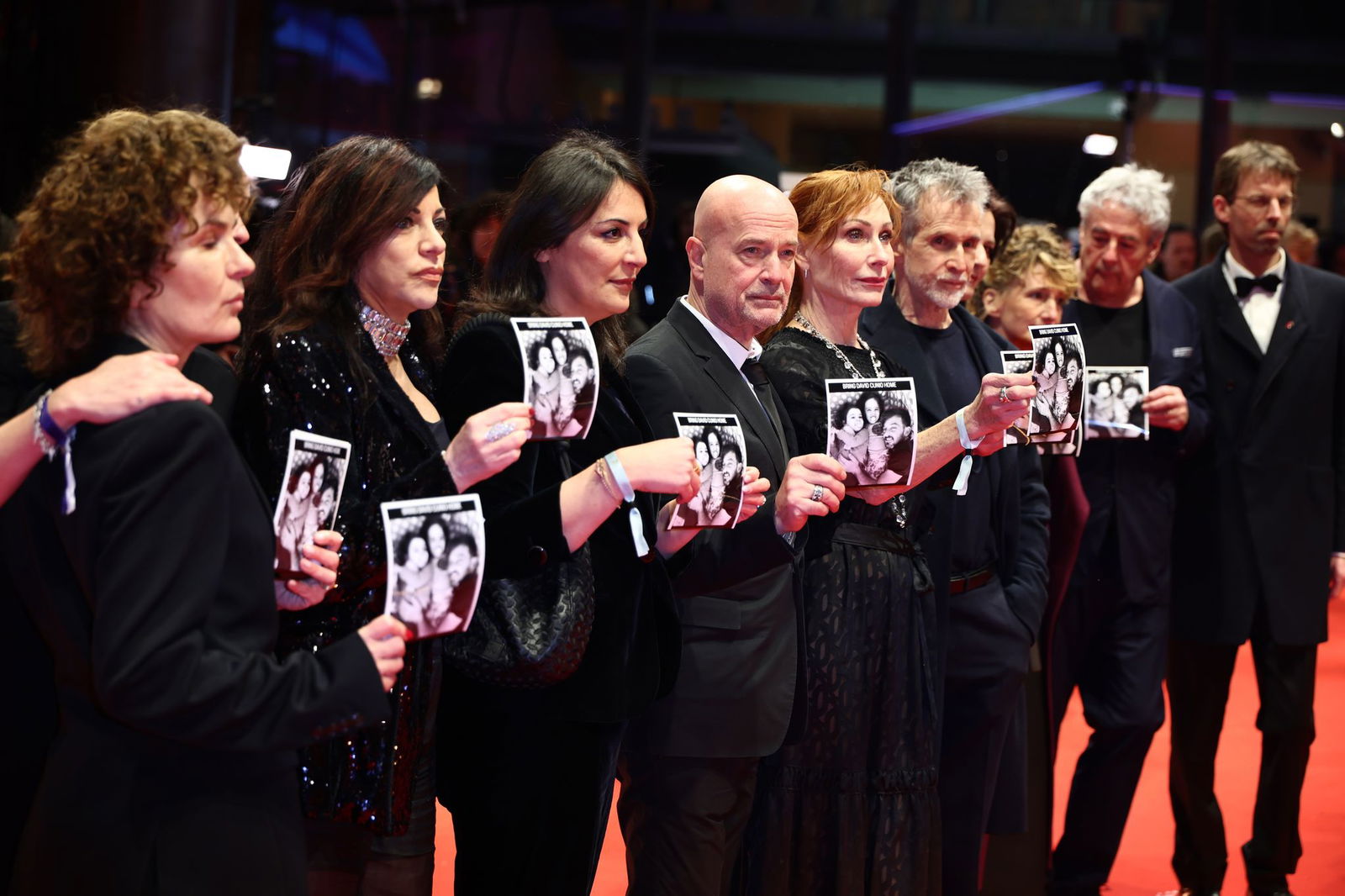 Die Aktion auf dem roten Teppich.