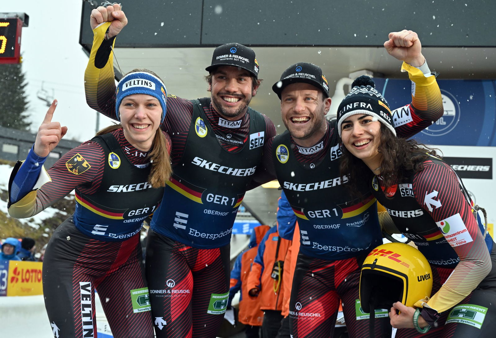 Glückliches Quartett: WM-Bronze bei der Premiere im Doppelsitzer-Mixed