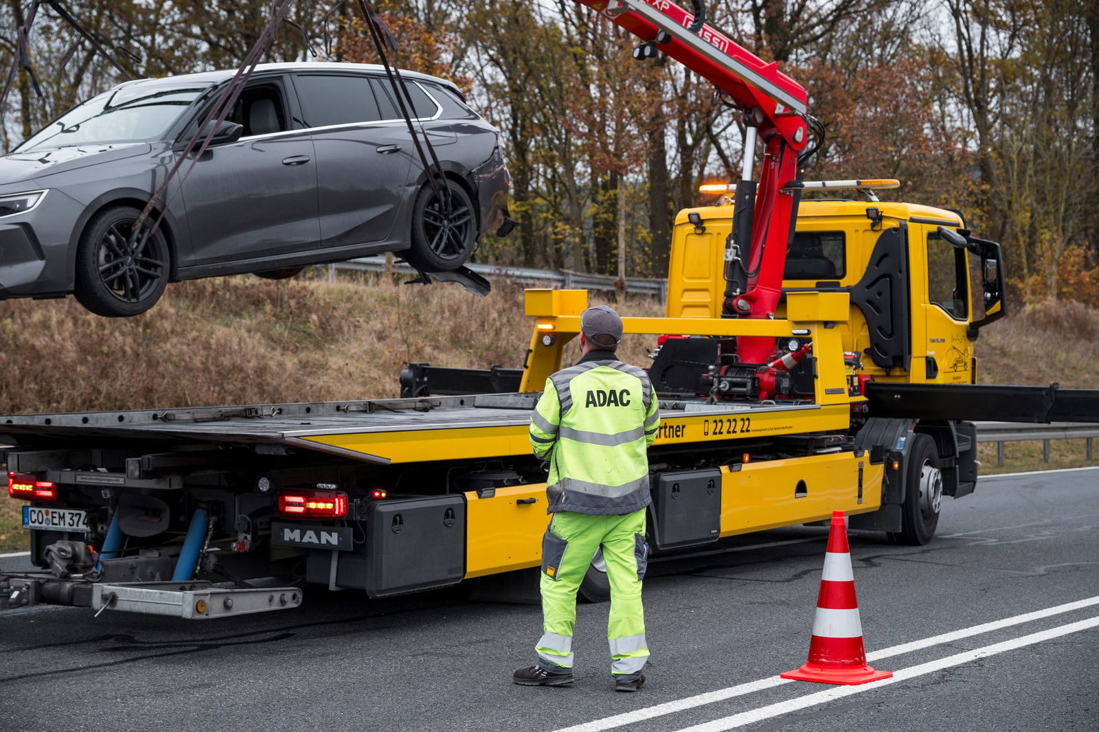 Erhöhte Geschwindigkeit ist eine der Hauptursachen für Todesopfer im Straßenverkehr. (Symbolbild)