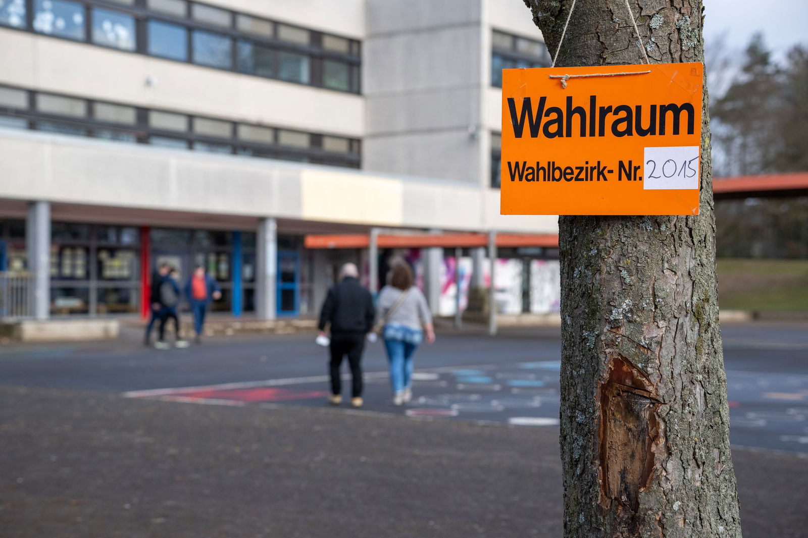 In mehr als 5.000 Wahllokalen in Rheinland-Pfalz konnte die Stimme abgegeben werden. 