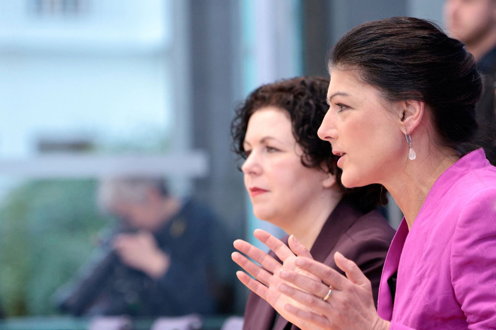 Die Partei von Sahra Wagenknecht war knapp an der Fünf-Prozent-Hürde gescheitert. 