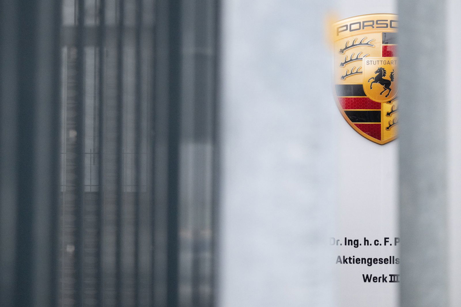Porsche will zig Millionen Euro in neue Verbrenner-Fahrzeuge stecken. (Archivbild)