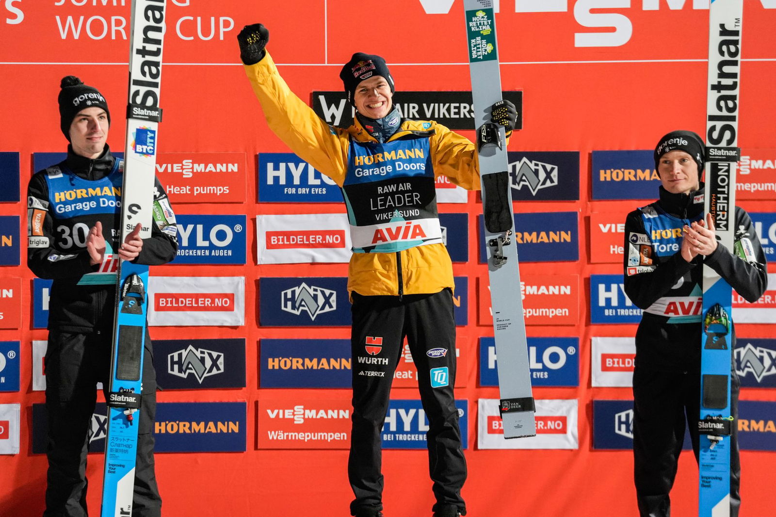 Weiter als die Slowenen: Andreas Wellinger (M).