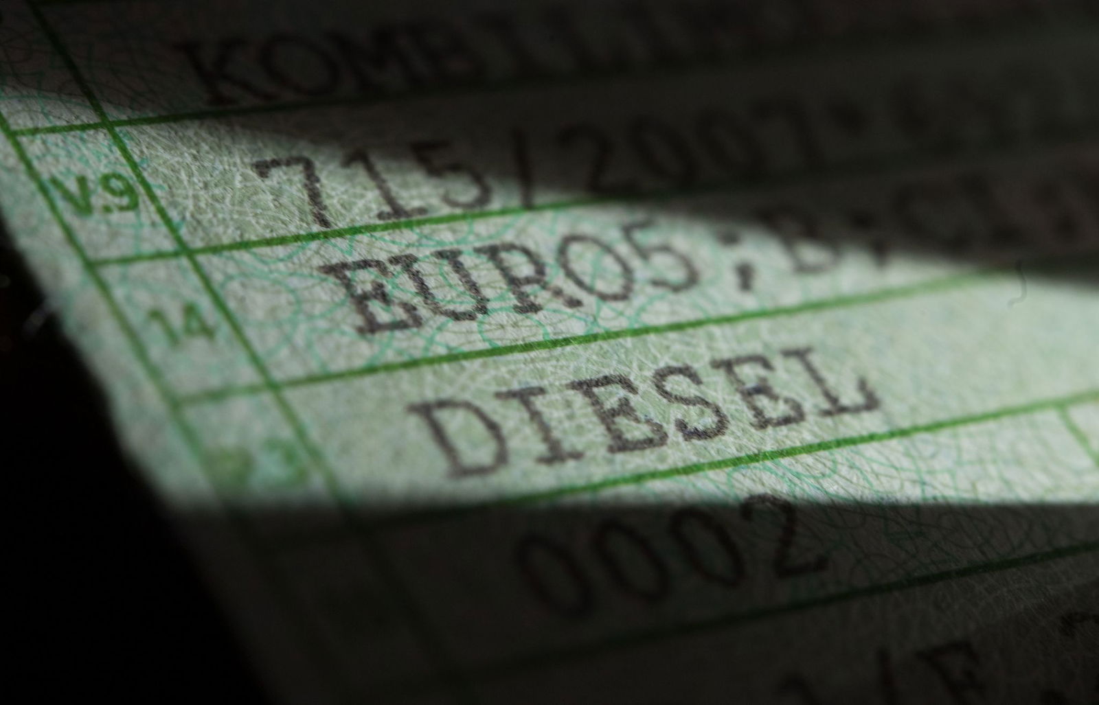 Hat der Fahrzeugschein bald ausgedient? (Archivbild)