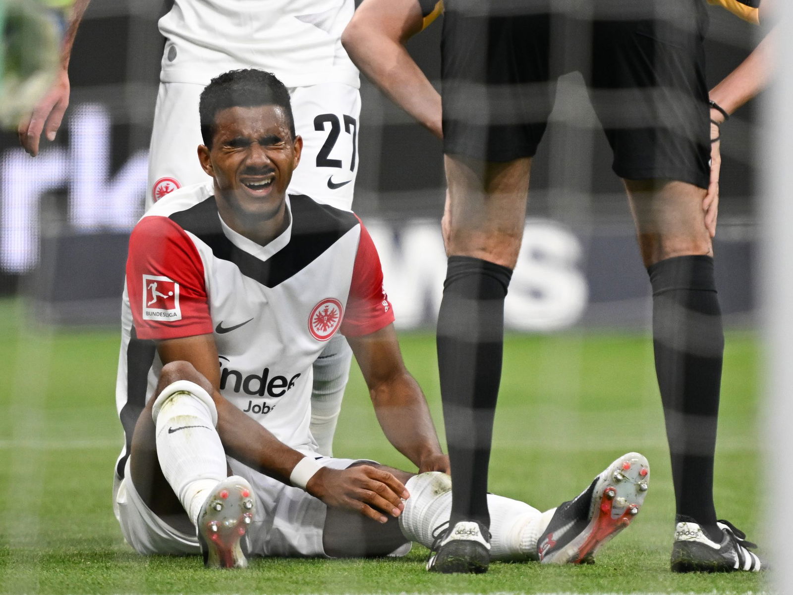 Frankfurts Ansgar Knauff droht länger auszufallen.