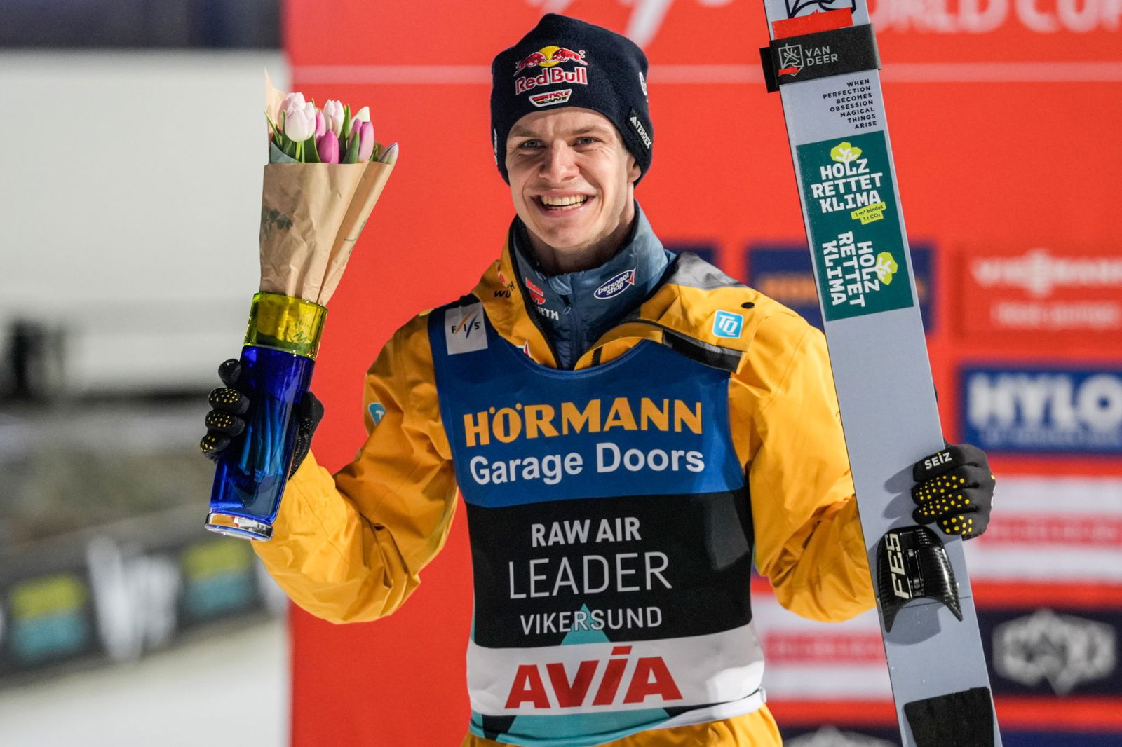Strahlend nach dem Sieg: Andreas Wellinger in Vikersund.